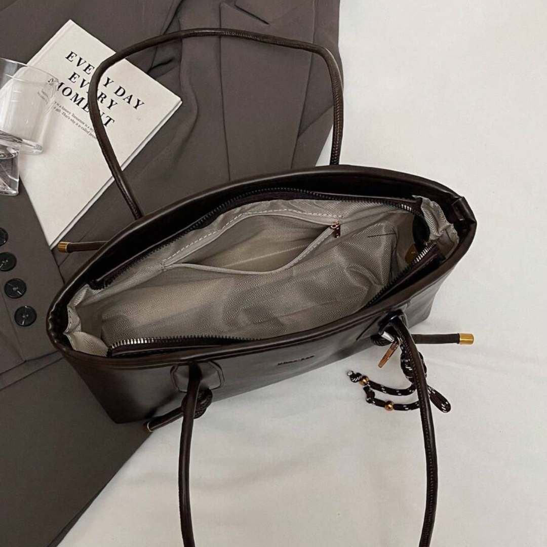 Medium Shoulder Bag - Beloria Yasmine